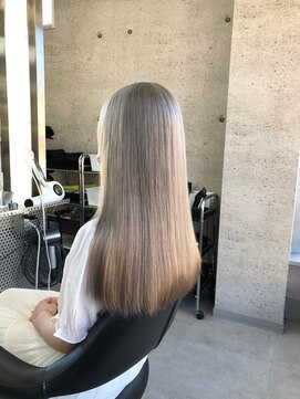 イキ 表参道(iki omotesando) 大人ガーリー/モード/チョコレート[表参道駅]