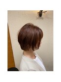 ショートボブ
