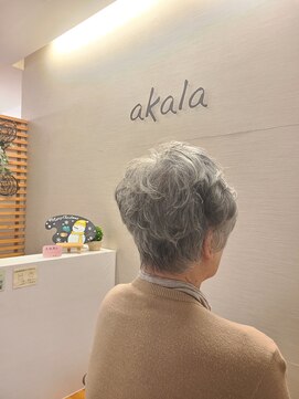 アカラ ヘアー akala hair ショート