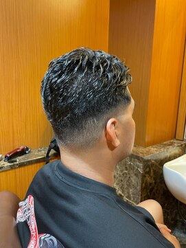 ヘアモード キクチ 銀座店 銀座　理容室　ミドルフェード