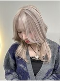 ローライトベージュ