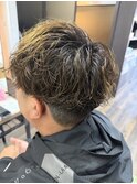 縦落ちツイストスパイラルパーマ
