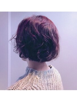 アール(ar) *ガーネットピンクなボブショート*