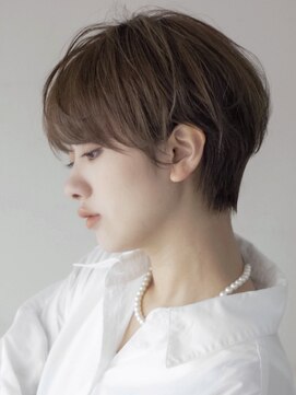 サーカス バイ ビュートリアム 青山(CIRCUS by BEAUTRIUM) マッシュショート 大人可愛いショートヘア 艶カラー 30代40代