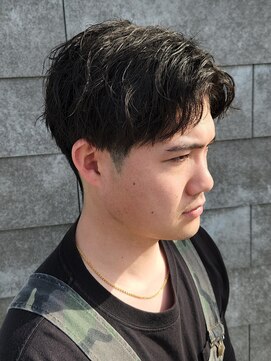 ニアウ 伊勢崎連取店(Niau) 刈り上げセンターパートアップバングショートツイストスパイラル