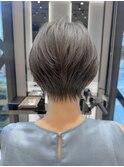 レイヤーくびれショート20代30代40代50代プラチナグレージュ