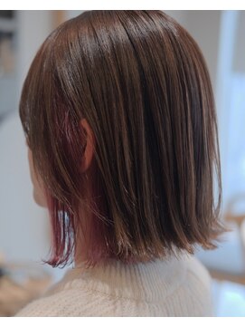 エクボ(ekubo.) インナーカラー【ラベンダー】外ハネボブ