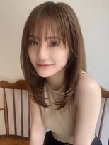 ガーランド (Garland)&nbsp;大人かわいい顔まわりレイヤーまろベージュ小顔シースルーバング