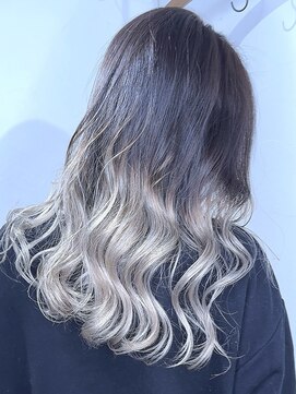 ブレイズヘアー(BLAZEhair) 【持ち最強デザイン】エアタッチグラデーション×ブリーチ２回