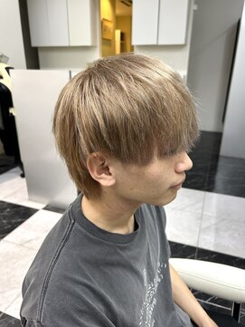 テテ(TETE) ベージュ/マッシュウルフ