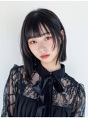 黒髪ぱっつん/ストレート/切りっぱなし
