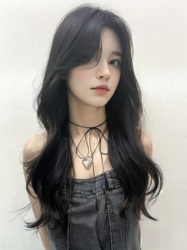 ミレバイジェニー (mirae by geny) レイヤーカット　韓国ヘア　暗めカラー