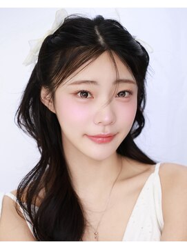 モク 立川(moc) 韓国っぽツヤ肌ピンクメイク