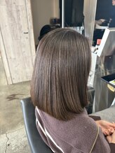 ディシェーレローブ(die Schere Lob)&nbsp;白髪ぼかしハイライト