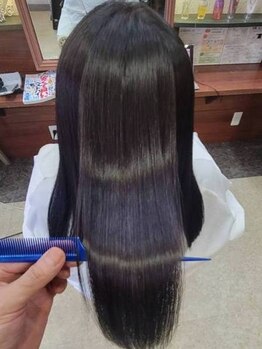 ヘア デザイン ロノアンジュ(Hair Design LONOANJE)の写真/業界初のカラー剤を使用した施術「エステカラー」！特殊なカラー剤で、毛髪内部に残留成分をデトックス◇