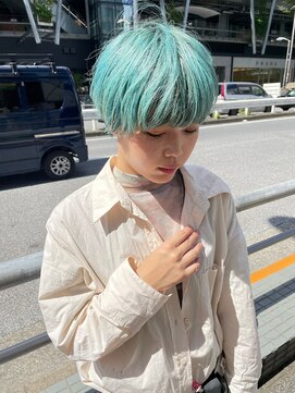 ヴェイン 渋谷(vain) スカイブルー×マッシュショート