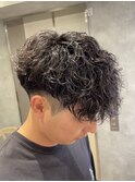 外国人風パーマヘアスペインカール   h