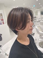 ウル(uru)&nbsp;☆お客様style☆クビレのあるセンターパートなスッキリショート