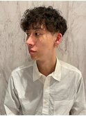 刈り上げ×くるくるパーマ