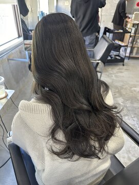 ラック(LUCK) レイヤーぱっつん前髪ステップボーンカットシルキー船橋/韓国