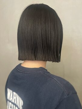 アトロ(Atoro) カット/カラー/イメチェン/顔周り/ボブ/レイヤーカット/大阪梅田