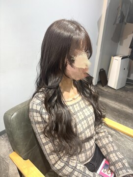 エスト 小倉(est) アッシュカラー/グレージュ/ロングレイヤー/髪質改善