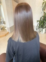 コモドルポ(comodo rupo) ベージュカラー×インナーカラー