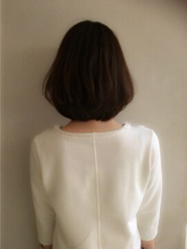 ロンド 銀座(Lond) 大人可愛いショートボブ☆　担当　伊原