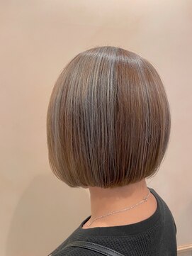 ハイル(Heil) 【Heil】 ボブショート/グレージュ/ハイライト/白髪ぼかし/池袋