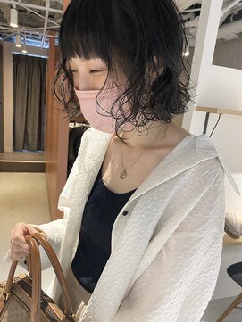 コフィー バイ メルト 吉祥寺(cofy by melt) 【三ツ井純】黒髪ネイビーブルーブラック大人可愛いボブパーマ