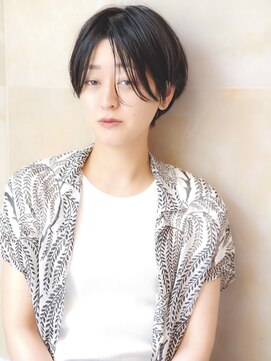 メリケンビューティーパーラー コウベ(MERICAN BEAUTY PARLOR KOBE) 【似合わせカット　センター分けショート】牧田じゅん