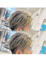 レジット メンズ ヘアサロン(LEGIT MEN's HAIR SALON)&nbsp;ウィービングメッシュ×センターパート