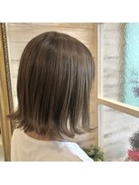 エム インターナショナル 白岡 キュート(EMU international CUTE)&nbsp;グレージュカラーボブ