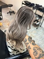 ブレンド 渋谷(BLend)&nbsp;ハイライトカラーマチルダボブインナーグレージュ前髪