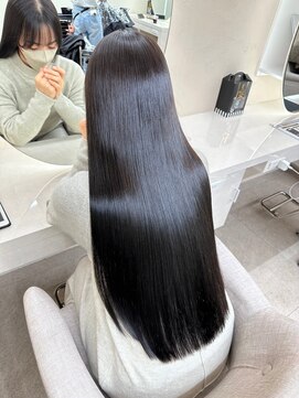 ドロシー 郡山桑野店(Dorothy) イメチェンハッシュカットフルバング似合わせレッドブラウン