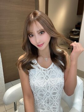 ローレン(Rollen) 王道ミルクティーカラーにレイヤーカット+前髪