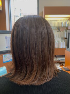 シャンパトラ(SCHON PATRA) 切りっぱなし外ハネ