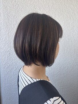 ショートボブ【西武新宿駅】【駅近】