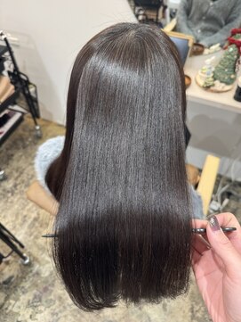 ユッカ 梅田(YUCCA) 【 YUCCA 】大人可愛い10代20代30代ロング/縮毛矯正