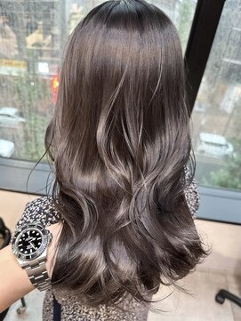 ディーエックス スリー(Dxxxx III) ラベンダー グレージュ 透明感カラー 韓国 顔周りカット