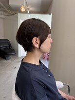 ピノ(pino.)&nbsp;ショートボブ顔まわりカット白髪ぼかし