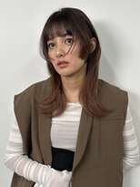 ユーフォリア 青山(Euphoria)&nbsp;ダブルカラー内巻きロングヘアバタフライカットおくれ毛カット◎