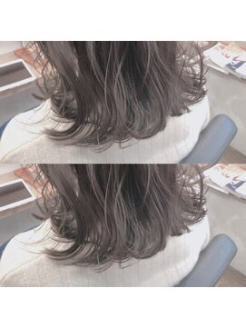 フィン(FiN by allure) 浦前ツバサ/フォギーベージュ透け髪大人ヘア透明感