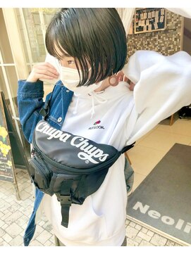 ネオリーブアイム 横浜西口店(Neolive aim) 20代30代40代小顔ショート切りっぱなしボブ横浜20