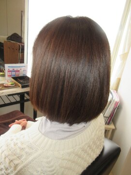 コア フィール ア デイ(COIFFURE A DAY) 【M3D】ストレートボブ