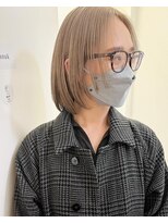 コス(kos)&nbsp;ueki＊ハイトーンボブ＊ペールベージュ