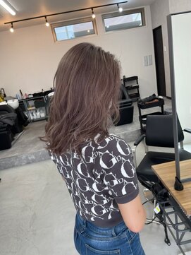 エイル 茶屋町(Eir) 【ブリーチ】【ダブルカラー】【トリートメント】【髪質改善】