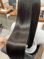 カリネバイフィエル(CALINER by Fier)&nbsp;西梅田駅 / 艶髪髪質改善ストレート