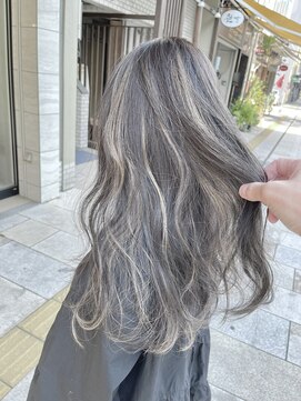 フェリア 渋谷(Feria) 【ハイトーン/バレイヤージュ/コントラストハイライト