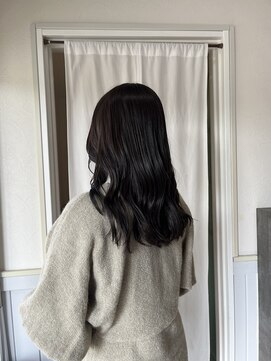 タップ(TAP) グレージュカラー/透明感カラー/暗髪カラー/金沢市美容室